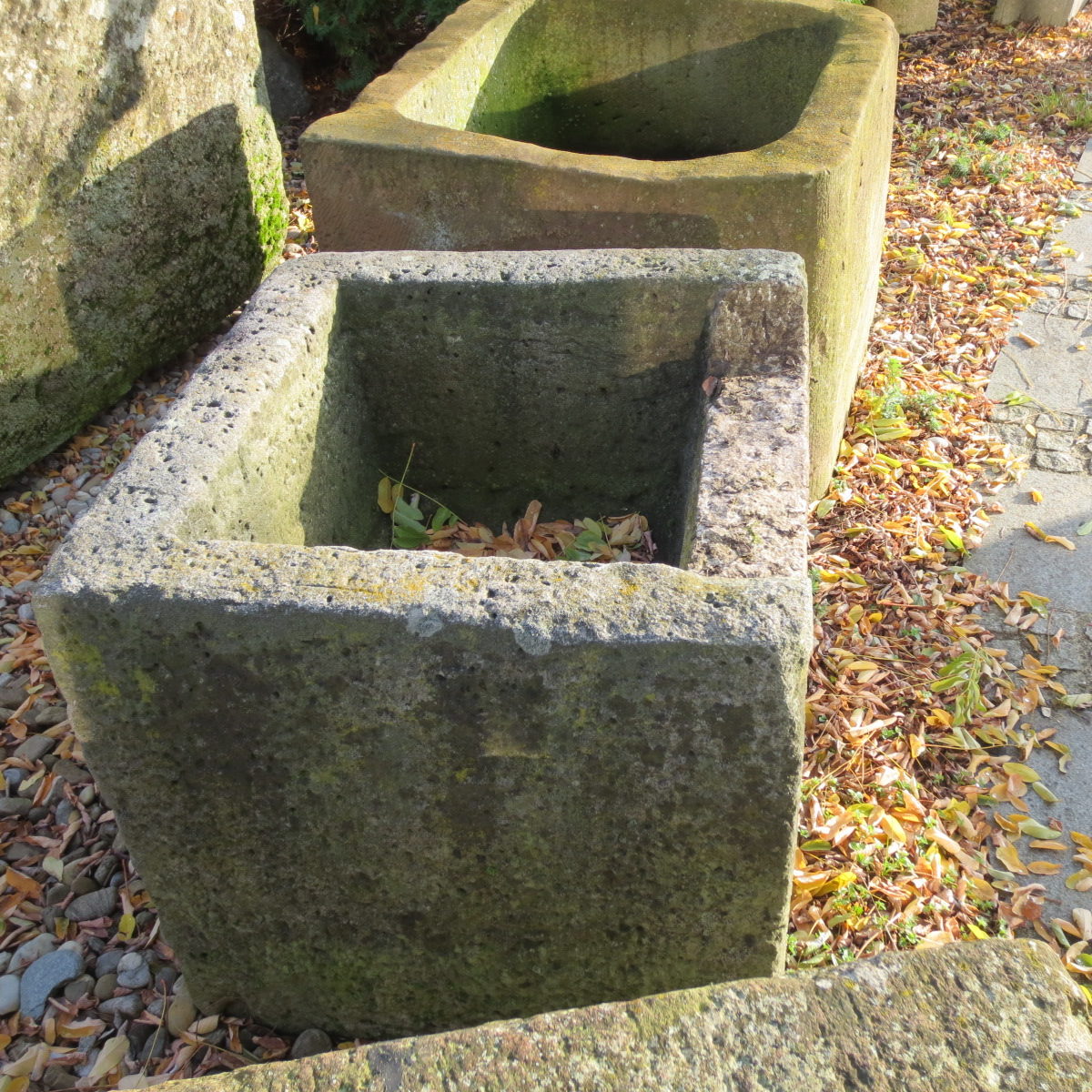 Gartenbrunnen Antik