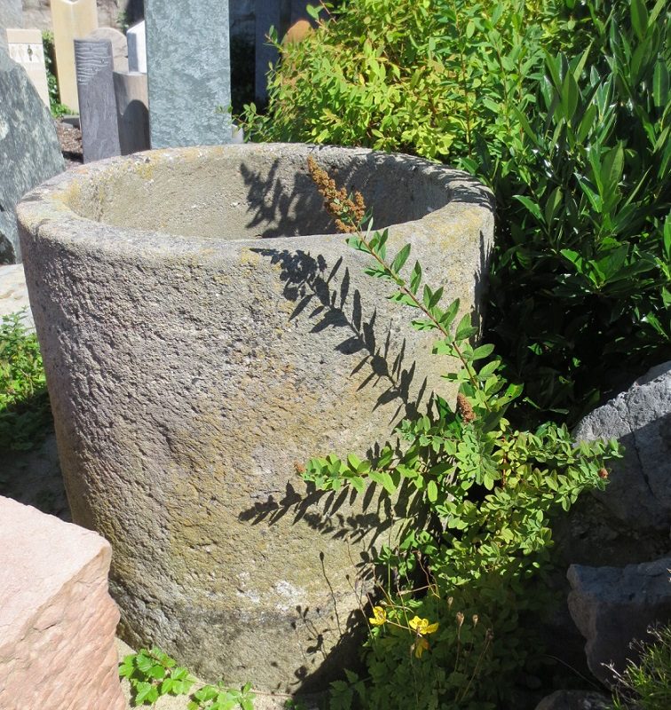 Antikbrunnen