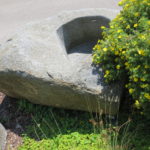 Brunnen aus großem Granitfindling BWk013 (5)