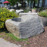 Brunnen aus großem Granitfindling BWk013 (6)