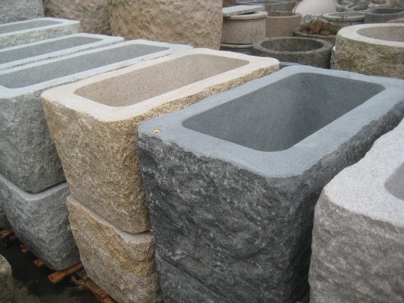 Granitbrunnen