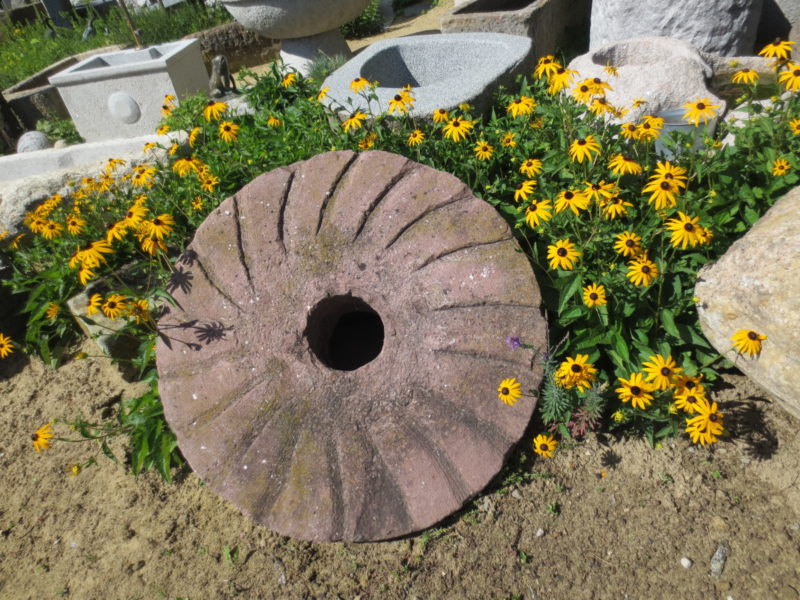 Mühlrad antik rot