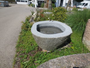 Gartenbrunnen