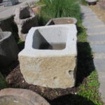 Brunnen aus Granitfindling 105x90h64cm (2)