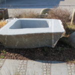 Brunnen-aus-Granitfindling-BWk010-