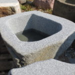 Brunnen-aus-Granitfindling-138x100h59-BWk005